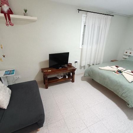 Apartamento En Planta Baja Apartment Пинеда де Мар Екстериор снимка
