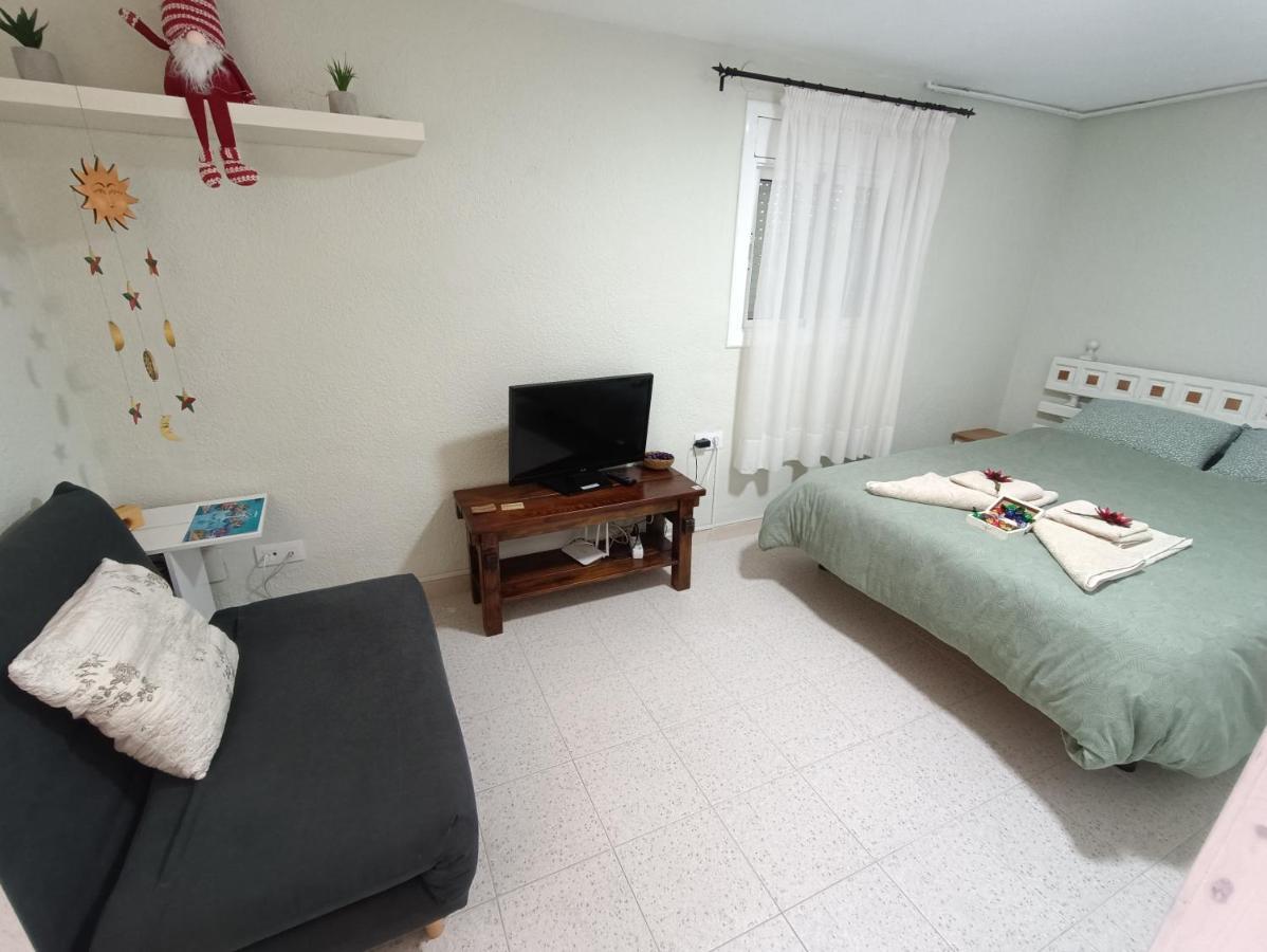Apartamento En Planta Baja Apartment Пинеда де Мар Екстериор снимка